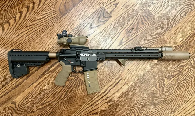 LMT Specwar MRP Upper on an LMT MARS-L Ambi Lower