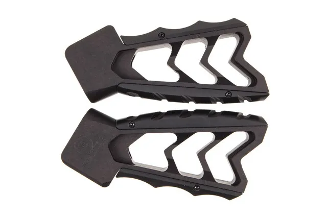 Tyrant Design MOD Grip Chevron Black