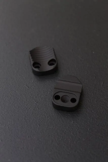 V Seven Extended Mag Catch Button Black
