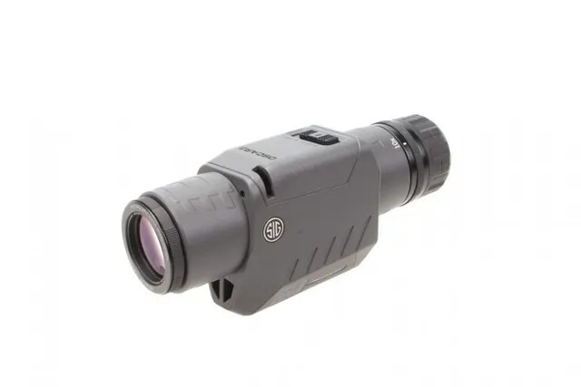 Sig Sauer Oscar3 Compact Spotting Scope 10-20x30mm