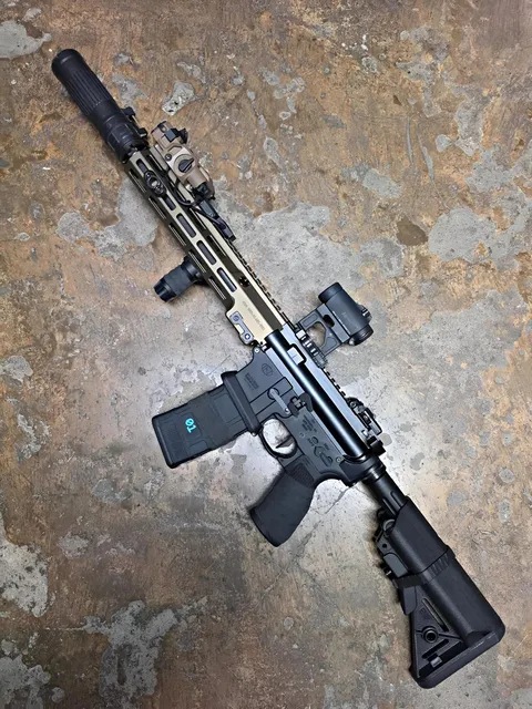 Geissele URGI 11.5-inch Carbine on an FN M4 Collector Lower with Lazarus 6