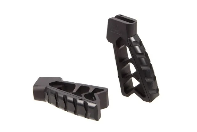 Tyrant Design MOD Grip Chevron Black