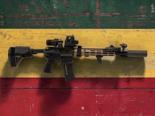 Geissele URGI 11.5-inch Pistol with EOTech EXPS2 and B&T SRBS